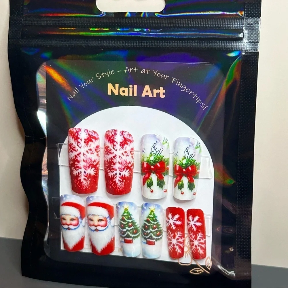 29 Piece Nail Art Set Christmas Winter Santa Theme